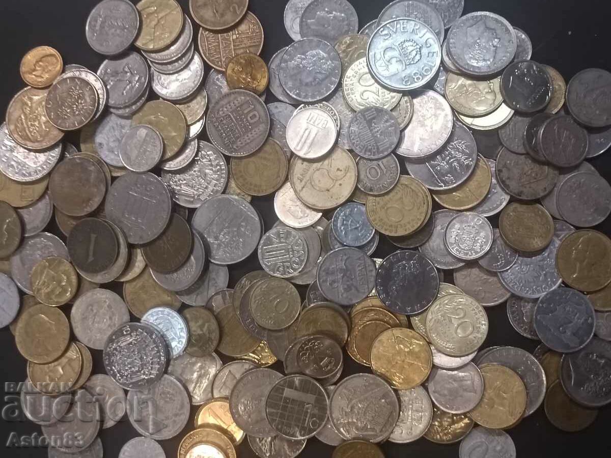 Mixed lot of coins 200 pcs -1