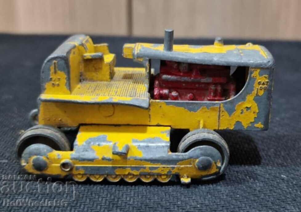 MATCHBOX LESNEY King Size K3 D9 CATERPILLAR REGD. TRADE MK T with price 10.00 BGN | € 5.11