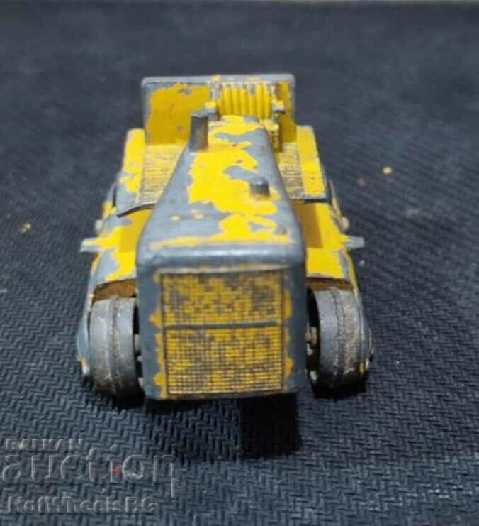 Auction  MATCHBOX LESNEY King Size K3 D9 CATERPILLAR REGD. TRADE MK T