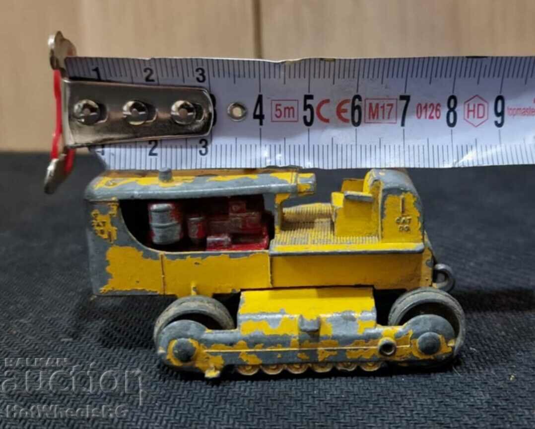 MATCHBOX LESNEY King Size K3 D9 CATERPILLAR REGD. TRADE MK T - 7