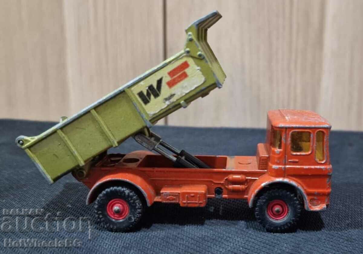 MATCHBOX LESNEY King Size K-4 Leyland Tipper with price 20.00 BGN | € 10.23