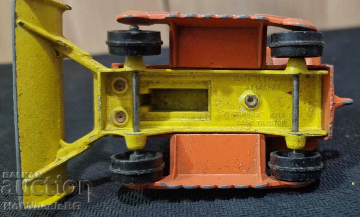 MatchBOX LESNEY King Size K-17 Case Tractor - 6 MatchBOX LESNEY King Size K-17 Case Tractor - 6