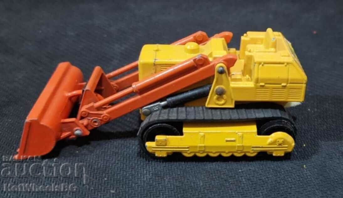 MATCHBOX LESNEY King Size K-8 Caterpillar Traxcavator with price 25.00 BGN | € 12.78