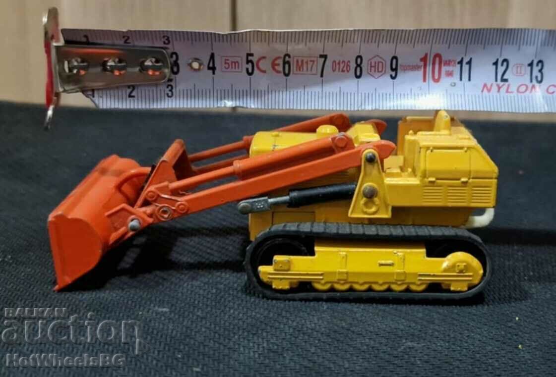 Matchbox LESNEY King Size K-8 Caterpillar Traxcavator - 6 Matchbox LESNEY King Size K-8 Caterpillar Traxcavator - 6
