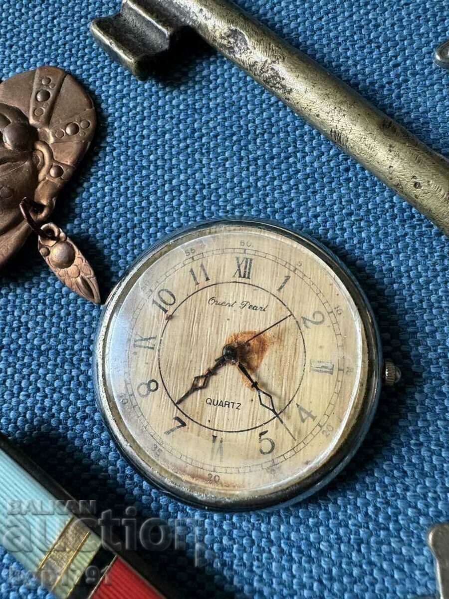 Auction Lot of 7 antique items Auction Lot of 7 antique items