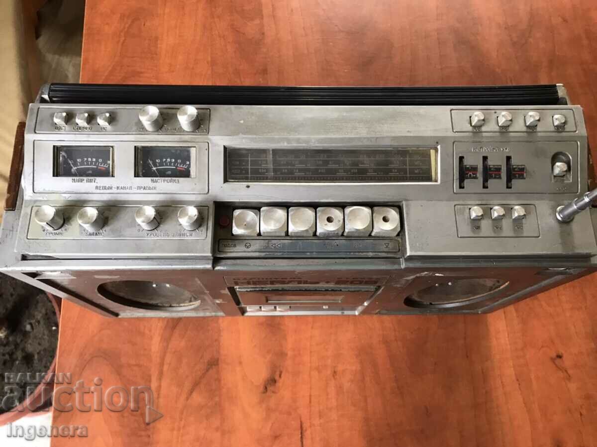 CASSETTE RADIO "NERL 206" RUSSIA - 5 CASSETTE RADIO "NERL 206" RUSSIA - 5