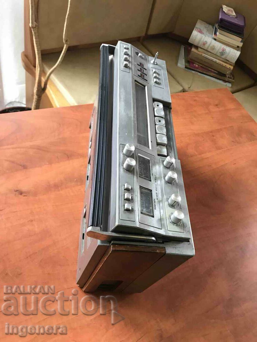 CASSETTE RADIO "NERL 206" RUSSIA - 7 CASSETTE RADIO "NERL 206" RUSSIA - 7