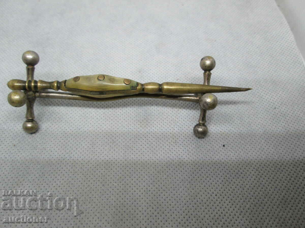 OLD NEEDLE FIBULA - 6 OLD NEEDLE FIBULA - 6