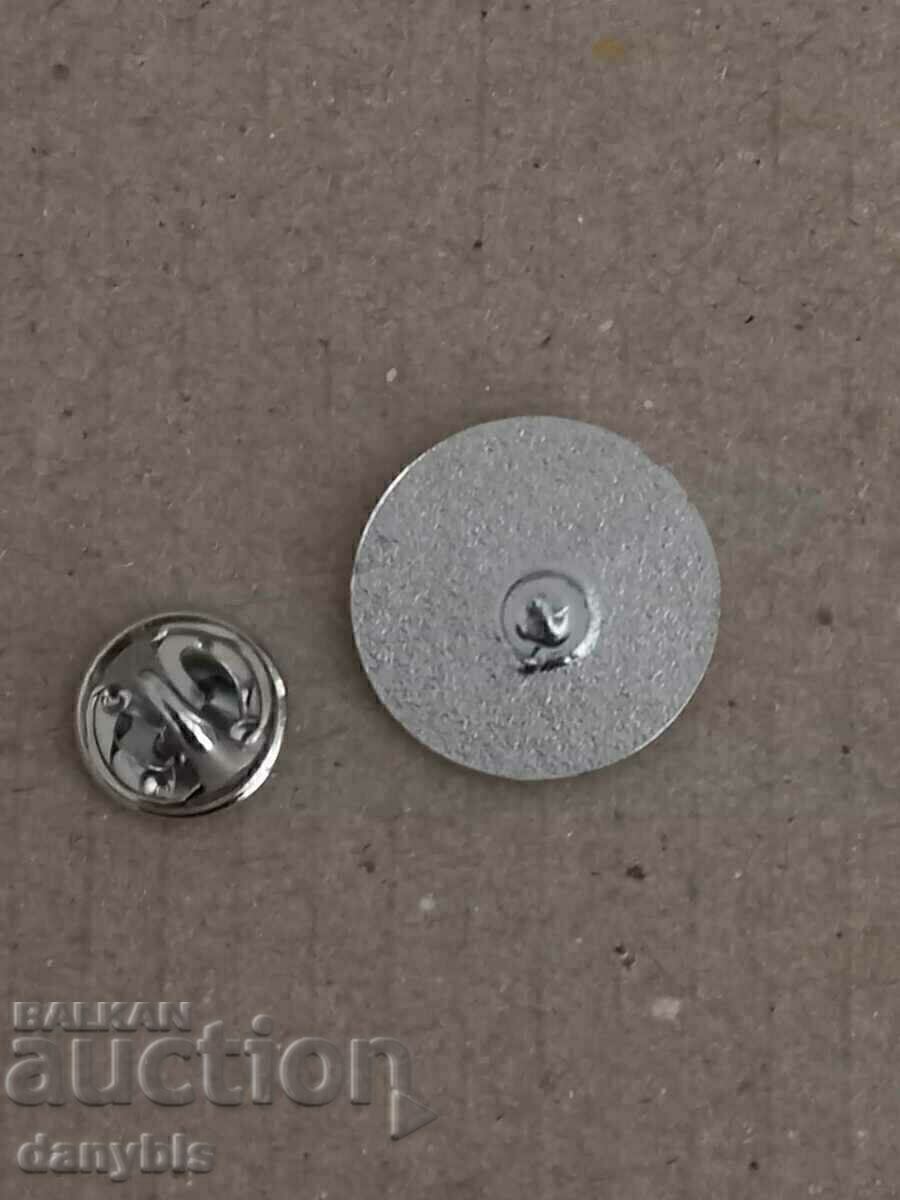 Football badge - Danube Ruse - enamel with price 20.00 BGN | € 10.23 Football badge - Danube Ruse - enamel with price 20.00 BGN | € 10.23