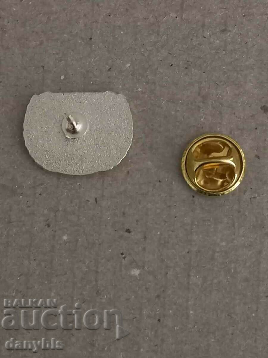 Football badge - Levski Sofia - enamel with price 30.00 BGN | € 15.34 Football badge - Levski Sofia - enamel with price 30.00 BGN | € 15.34