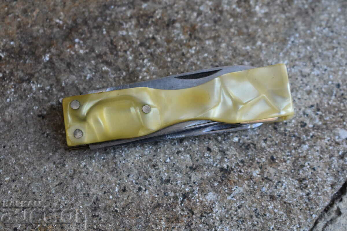 Old knife with price 40.00 BGN | € 20.45 Old knife with price 40.00 BGN | € 20.45