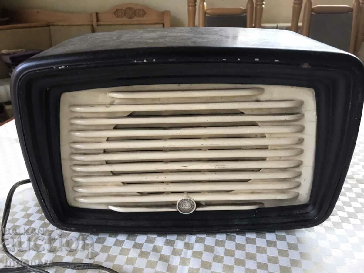 RADIO RADIO POINT BAKELITE SPEAKER OLD with price 39.00 BGN | € 19.94 RADIO RADIO POINT BAKELITE SPEAKER OLD with price 39.00 BGN | € 19.94