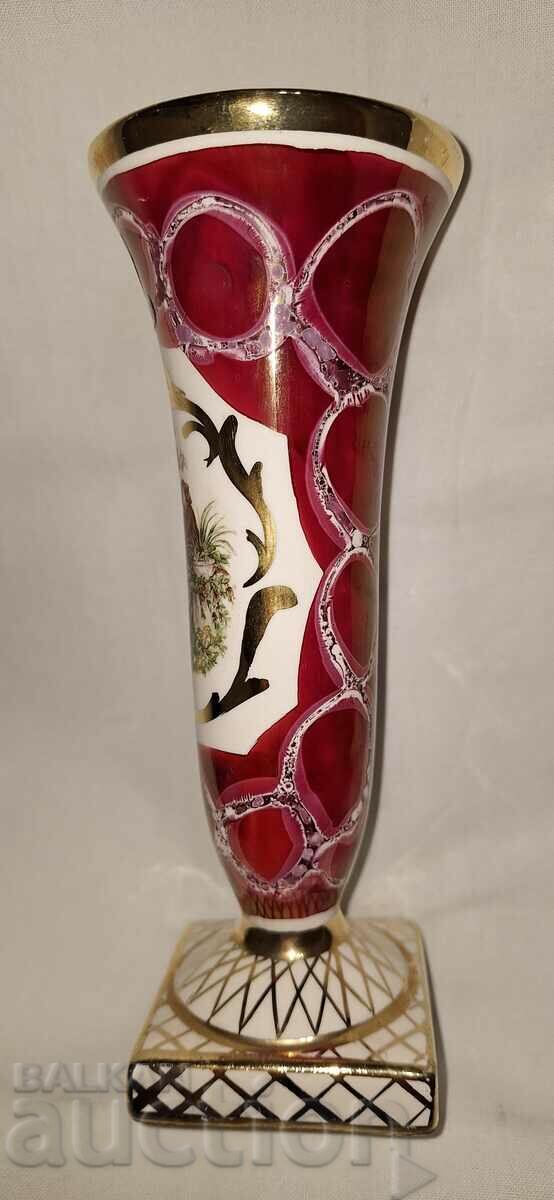 Auction Porcelain vase--Laeken--hand made--Belgium Auction Porcelain vase--Laeken--hand made--Belgium