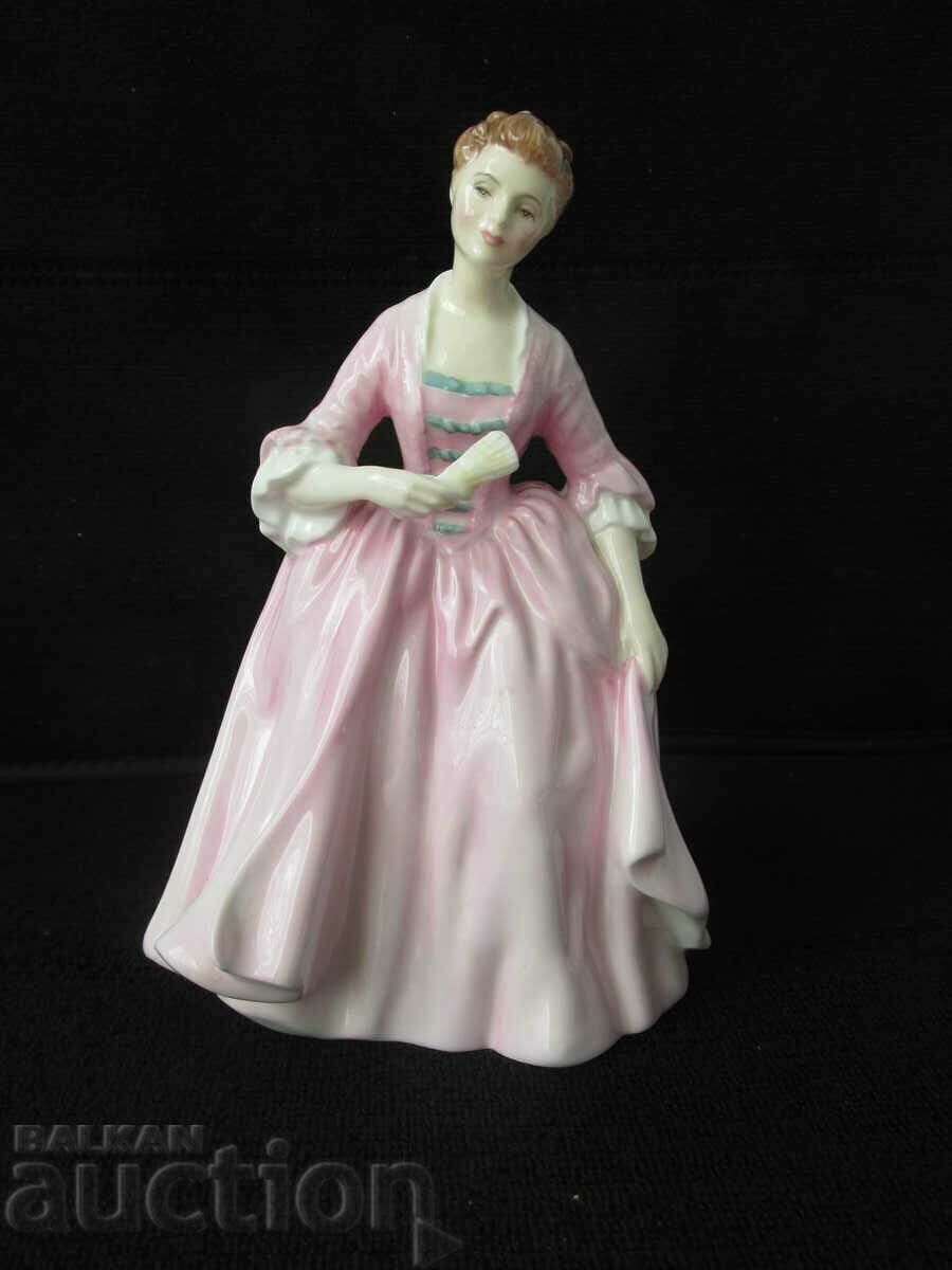 Royal Dowton figurine Royal Dowton figurine
