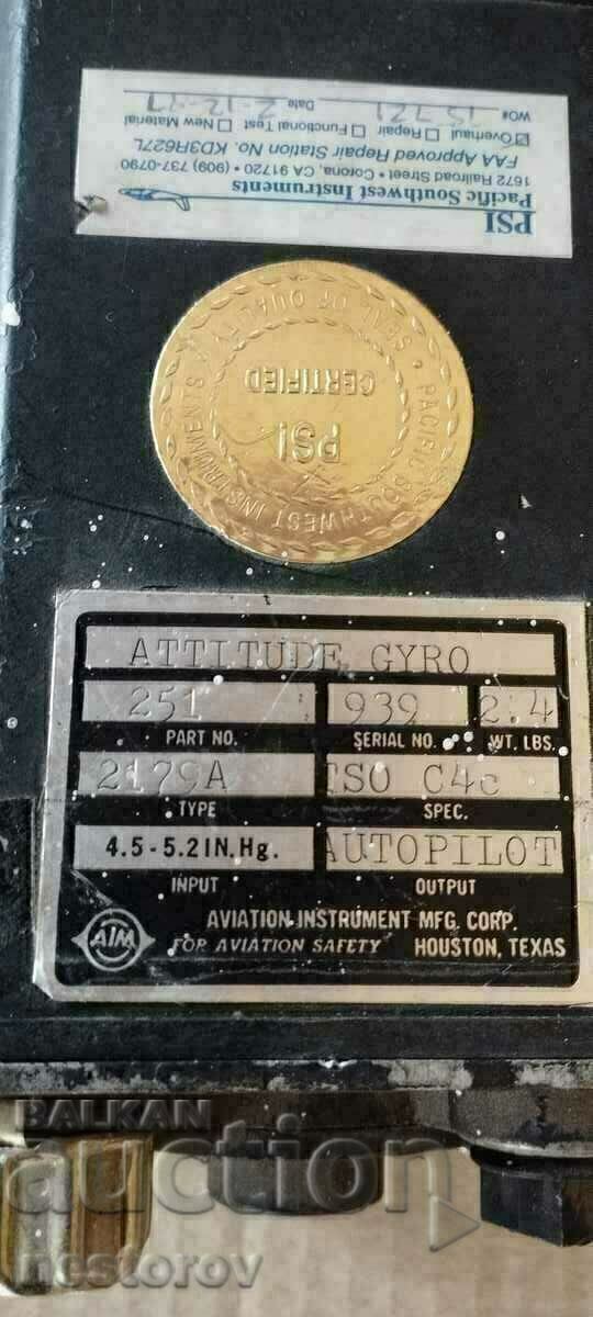Auction AIRCRAFT INSTRUMENT GYRO ATTITUDE Auction AIRCRAFT INSTRUMENT GYRO ATTITUDE