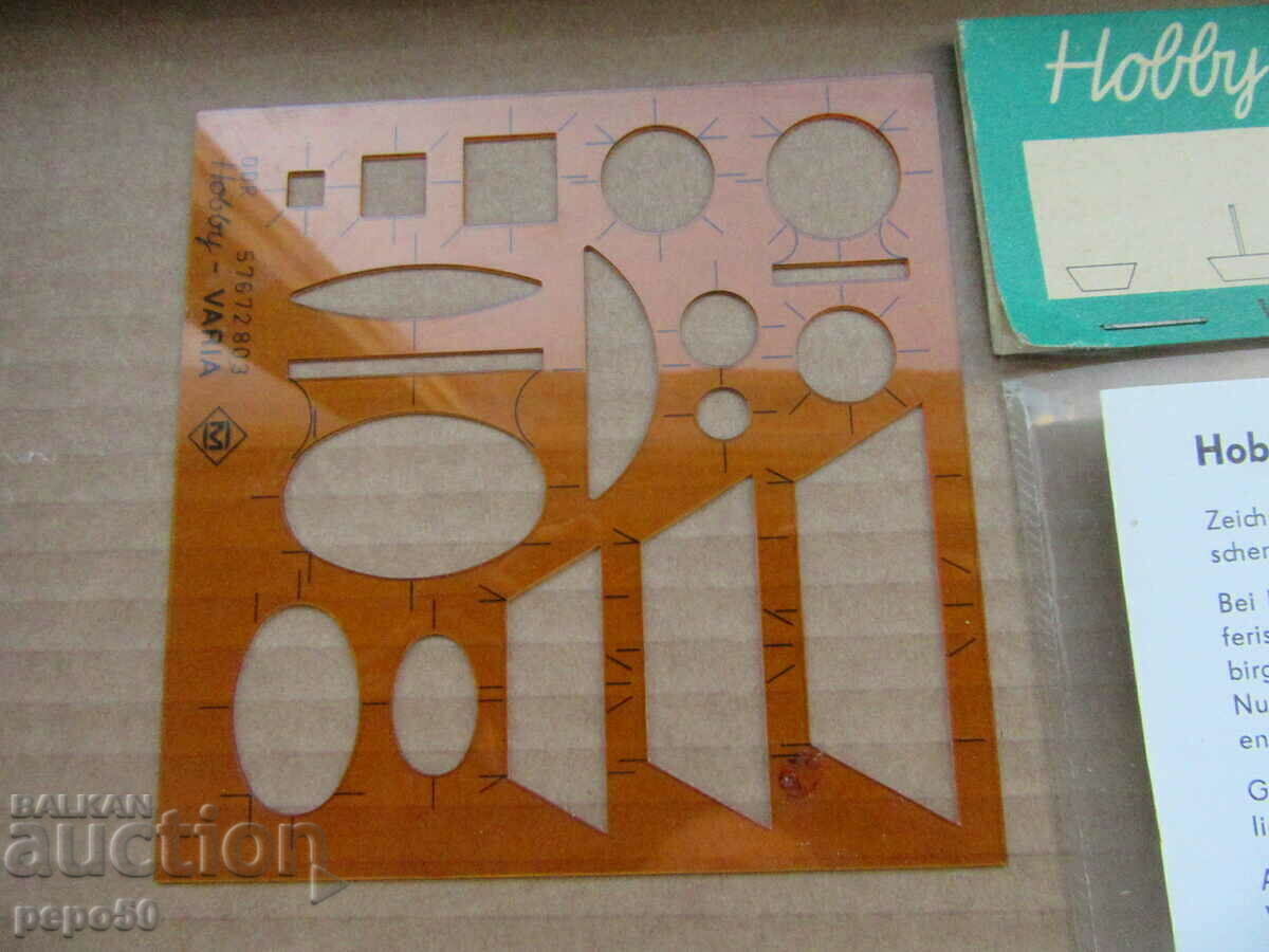 CHILDREN'S PATTERN DRAWING KIT - 1958 /GDR/ with price 8.00 BGN | € 4.09 CHILDREN'S PATTERN DRAWING KIT - 1958 /GDR/ with price 8.00 BGN | € 4.09