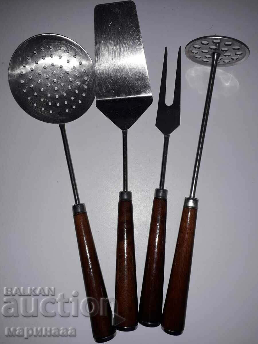 OLD SET. KITCHEN UTENSILS