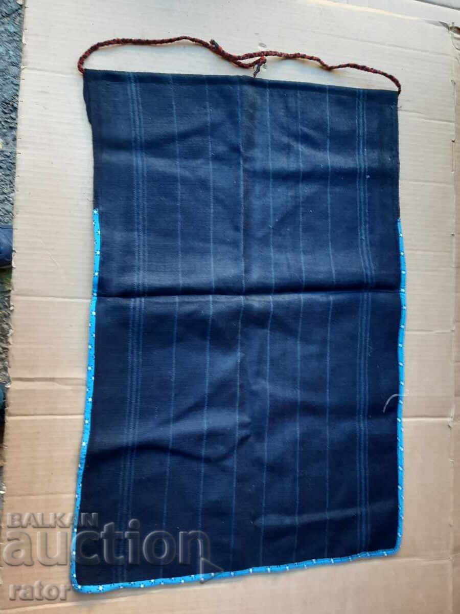 Șorț de lână autentic, costum