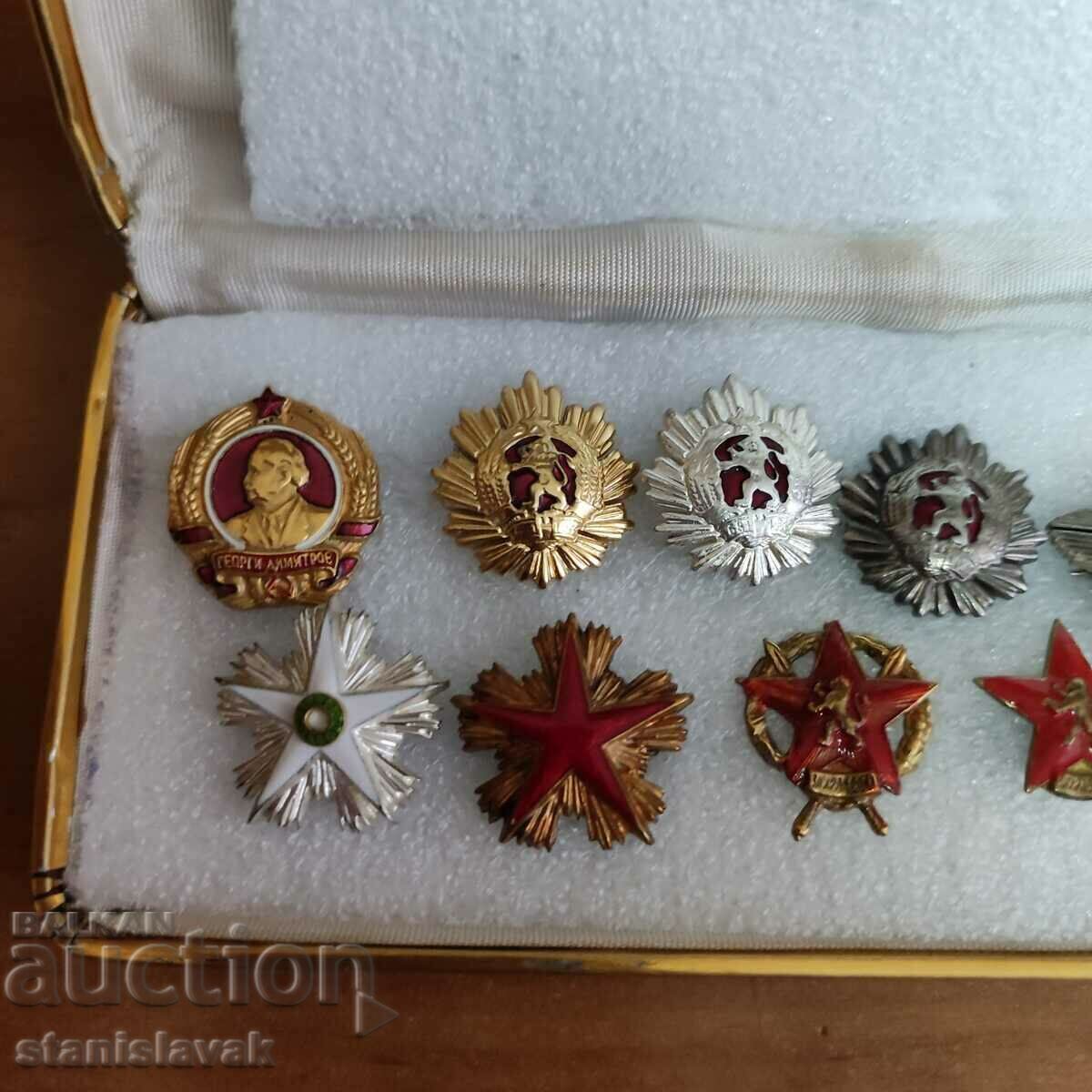 Auction Miniatures of socialist orders Auction Miniatures of socialist orders