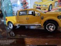 FORD F-100 MAISTO 1/31