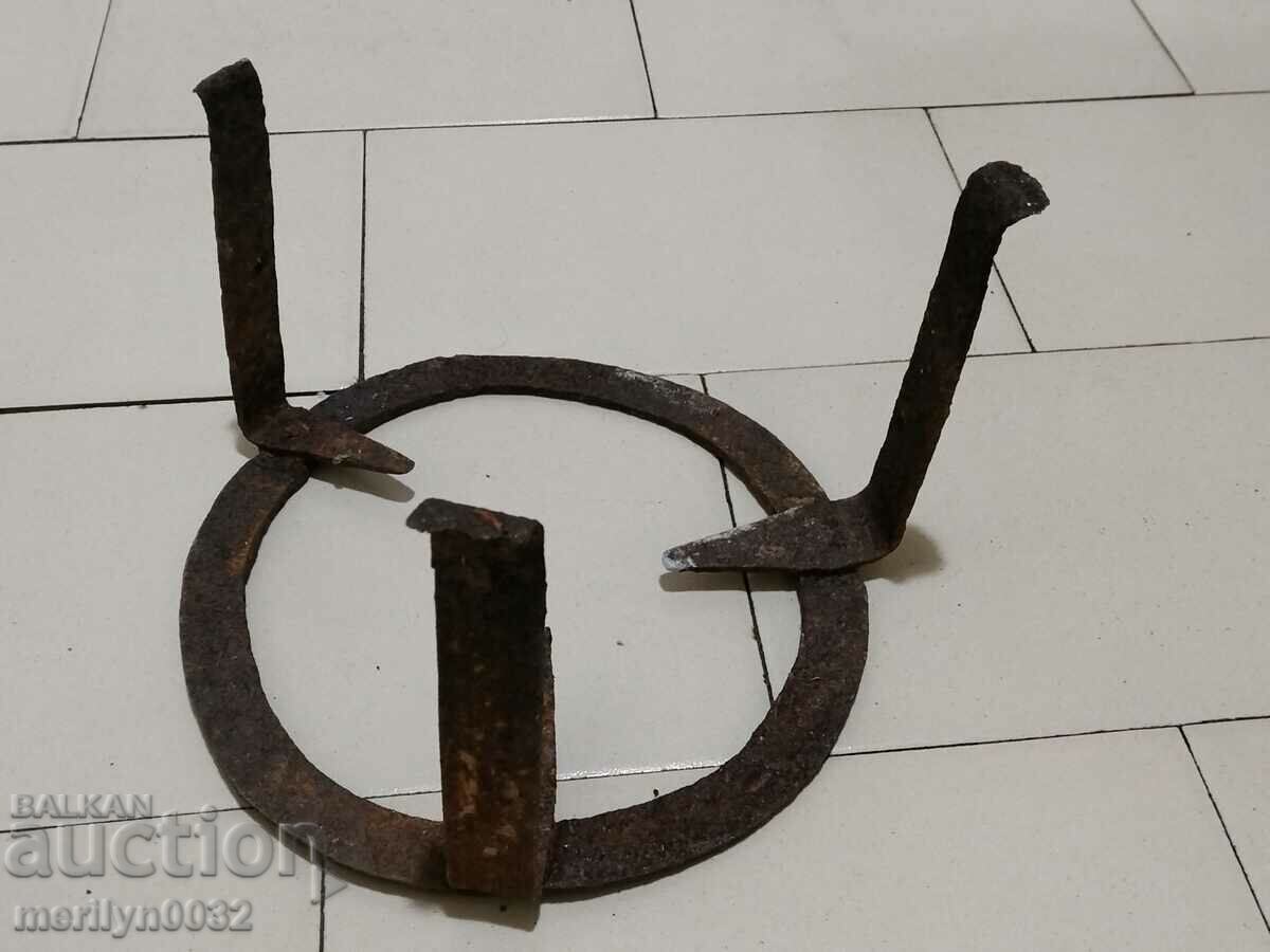 Antique wrought iron stove, hearth, grill, wrought iron fire pit with price 40.00 BGN | € 20.45 Antique wrought iron stove, hearth, grill, wrought iron fire pit with price 40.00 BGN | € 20.45