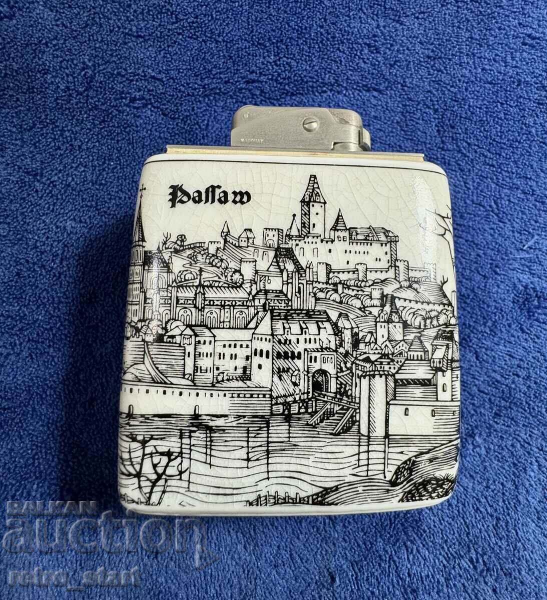 Συλλεκτικός Γερμανικός Αναπτήρας Πορσελάνης με τιμή 40.00 BGN | € 20.45 Συλλεκτικός Γερμανικός Αναπτήρας Πορσελάνης με τιμή 40.00 BGN | € 20.45