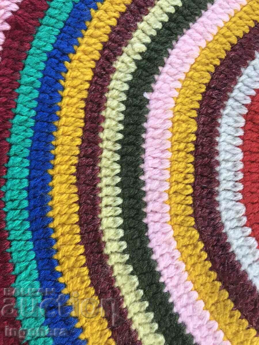 COVER KNITTED FOR A TABLE OR OTHER - 5 COVER KNITTED FOR A TABLE OR OTHER - 5