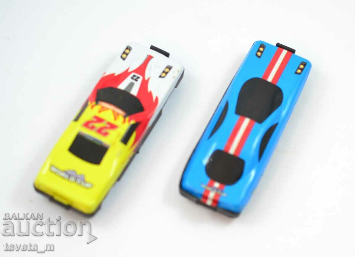 Αγωνιστικά αυτοκίνητα 2 τεμ. , παιδικά παιχνίδια με τιμή 5.00 BGN | € 2.56