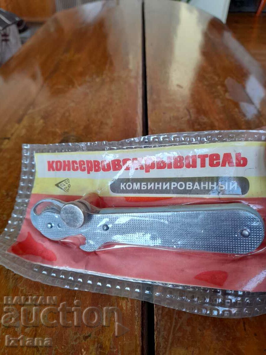 Old can opener with price 37.00 BGN | € 18.92 Old can opener with price 37.00 BGN | € 18.92