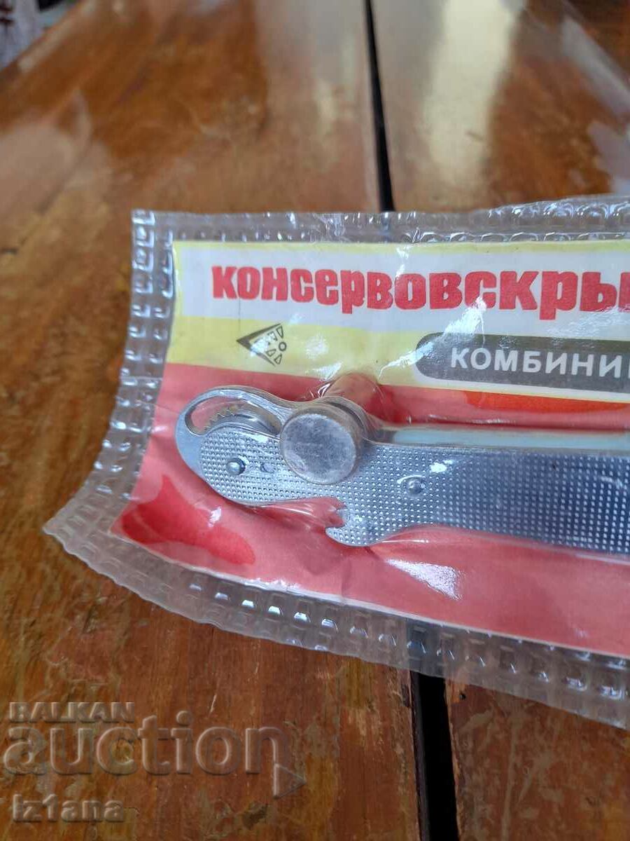 Auction Old can opener Auction Old can opener