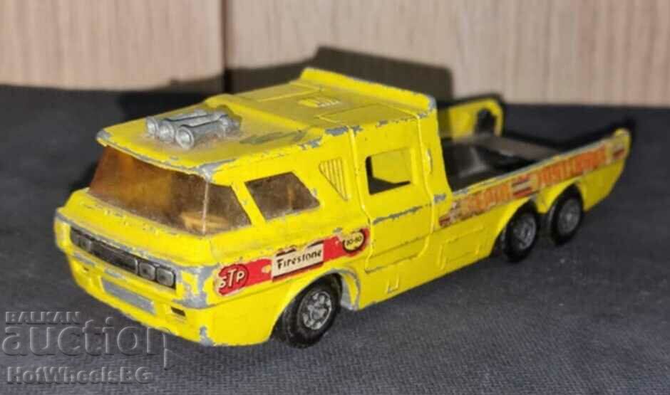 MATCHBOX Super Kings K-7 Racing Transporter