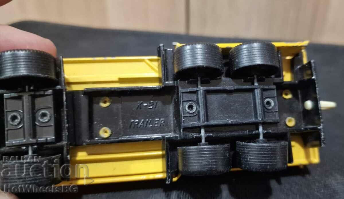 MATCHBOX Super King K-21 K-21 Trailer - 7 MATCHBOX Super King K-21 K-21 Trailer - 7