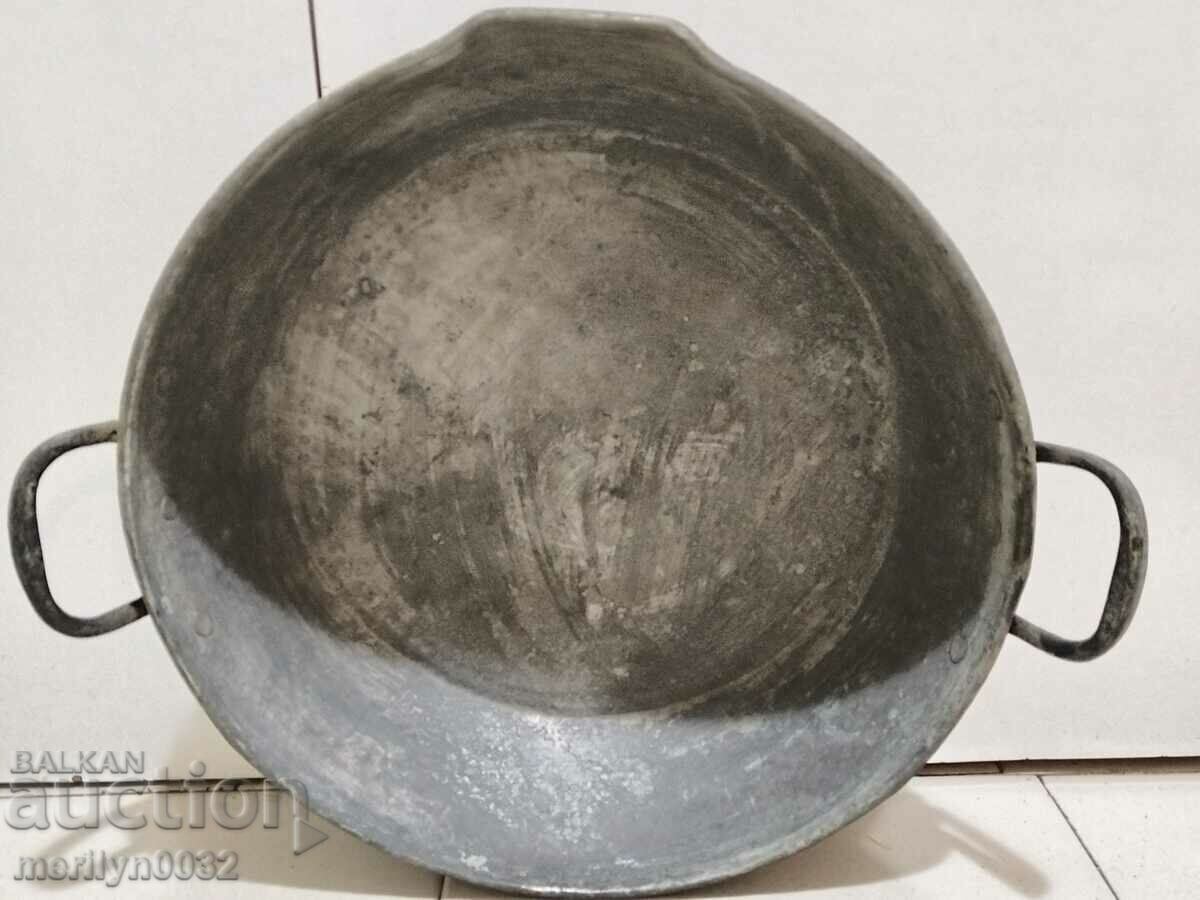 Old copper tray for lutenitsa majun sweet copper with price 125.00 BGN | € 63.91 Old copper tray for lutenitsa majun sweet copper with price 125.00 BGN | € 63.91