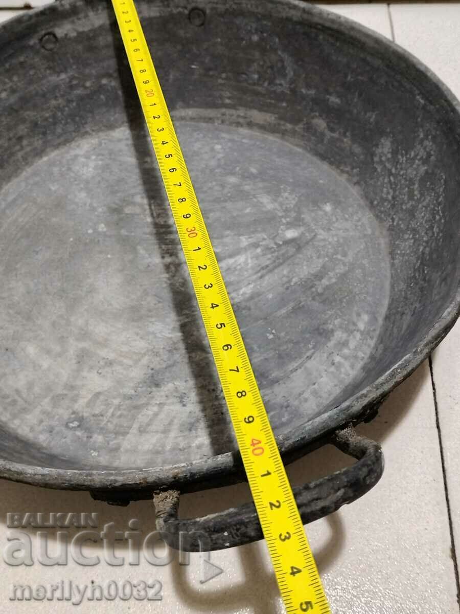 Delivery of Old copper tray for lutenitsa majun sweet copper Delivery of Old copper tray for lutenitsa majun sweet copper