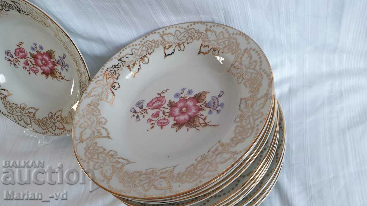 Delivery of Set of porcelain plates by Kosta Yordanov - Vidin - 12 pieces