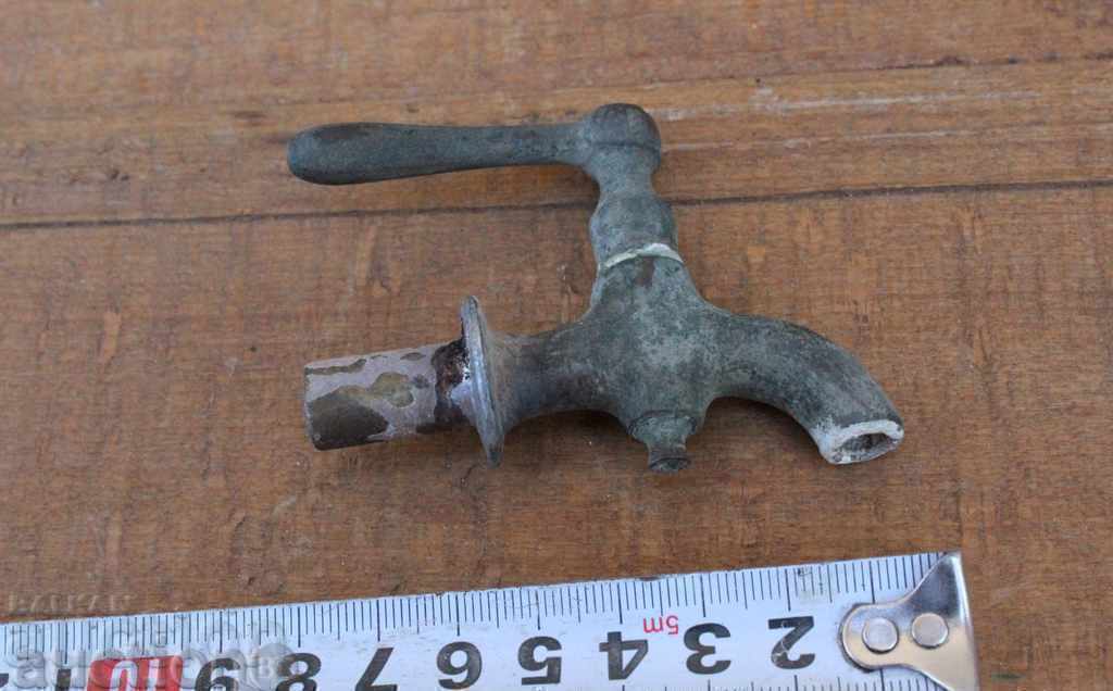 . OLD FAUCET CINNAMON FAUCET WORKING FOUNTAIN PLUMBING SCREAM with price 29.00 BGN | € 14.83 . OLD FAUCET CINNAMON FAUCET WORKING FOUNTAIN PLUMBING SCREAM with price 29.00 BGN | € 14.83