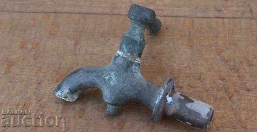 Delivery of . OLD FAUCET CINNAMON FAUCET WORKING FOUNTAIN PLUMBING SCREAM Delivery of . OLD FAUCET CINNAMON FAUCET WORKING FOUNTAIN PLUMBING SCREAM