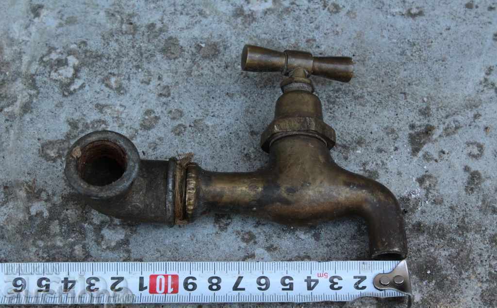 Delivery of OLD BRONZE FAUCET CINNAMON FOUNTAIN WORKING WATER FAUCET Delivery of OLD BRONZE FAUCET CINNAMON FOUNTAIN WORKING WATER FAUCET
