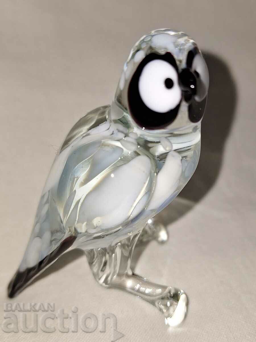 Small glass figure owl owl