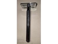 Classic metal razor--Gillette King