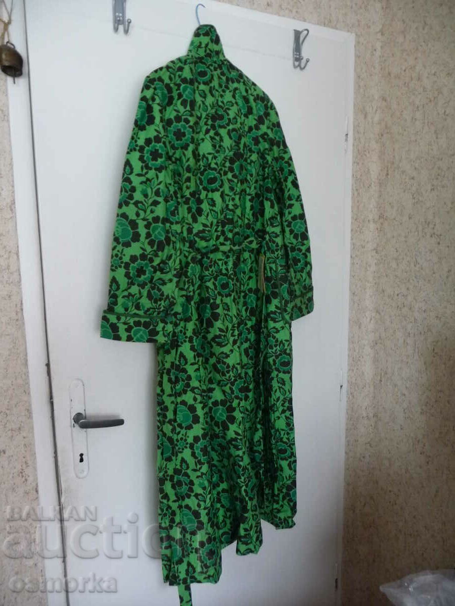 Delivery of Green peignoir new from socialism 1976 with home label