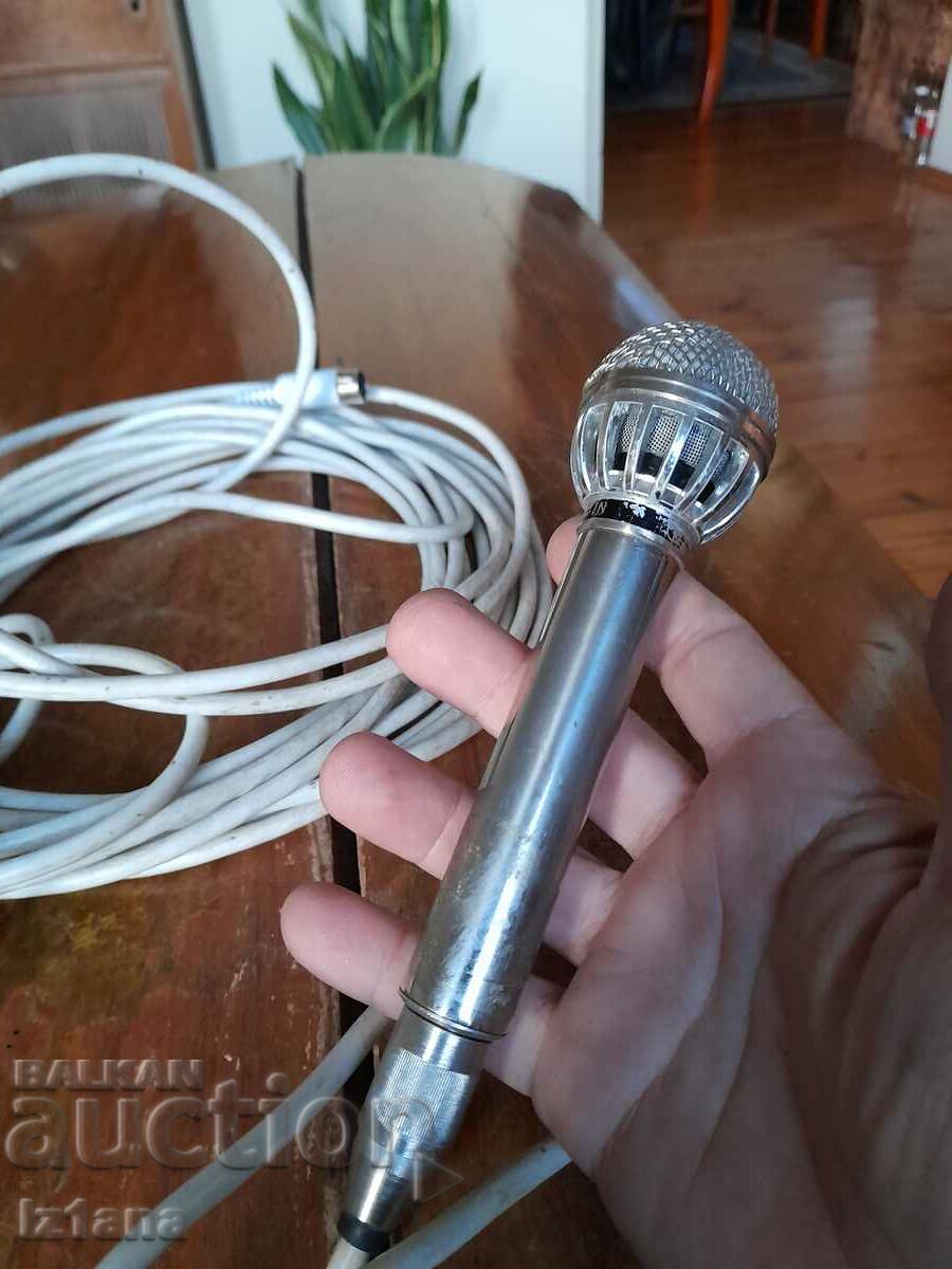 Microfon vechi Resprom MD 801 cu preț 70.00 BGN | € 35.79