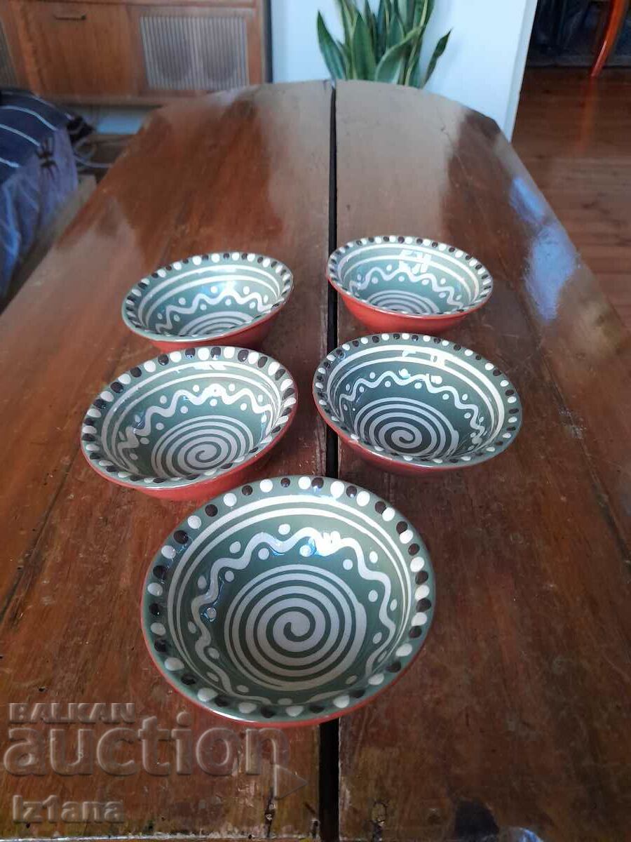 Panicule ceramice vechi, panicule cu preț 50.00 BGN | € 25.56 Panicule ceramice vechi, panicule cu preț 50.00 BGN | € 25.56