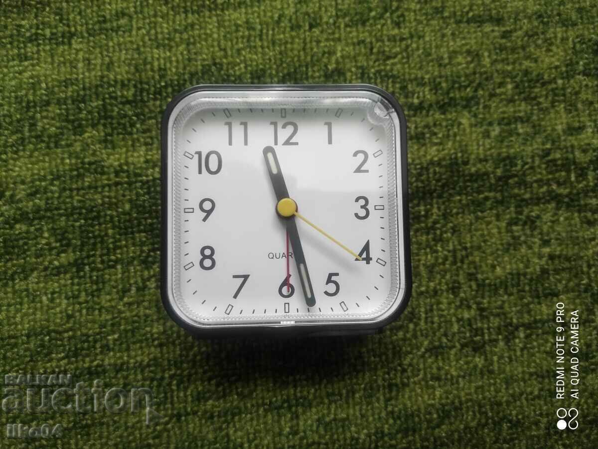 Quartz alarm clock Quartz alarm clock