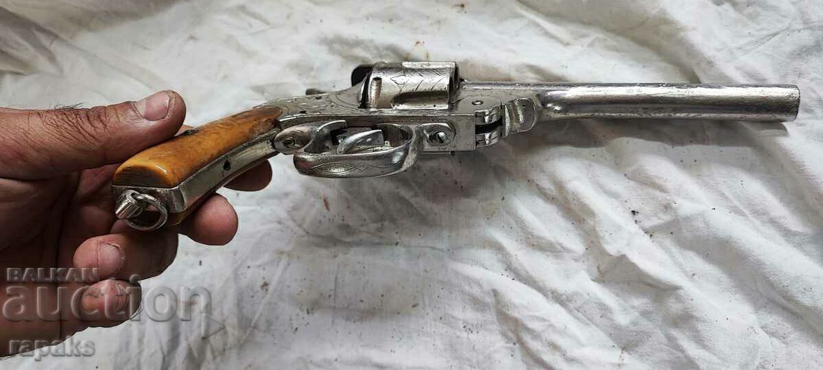 Livrarea Revolver Smith/ Pistol Vernant, donator, restaurare, pușcă