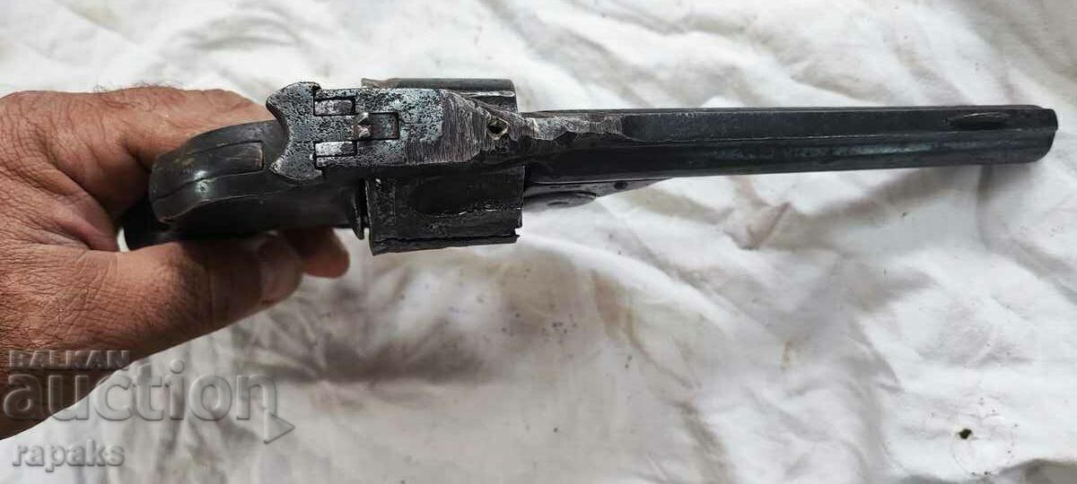 Delivery of Revolver Smith/ Vernant pistol, donor, restoration, rifle Delivery of Revolver Smith/ Vernant pistol, donor, restoration, rifle