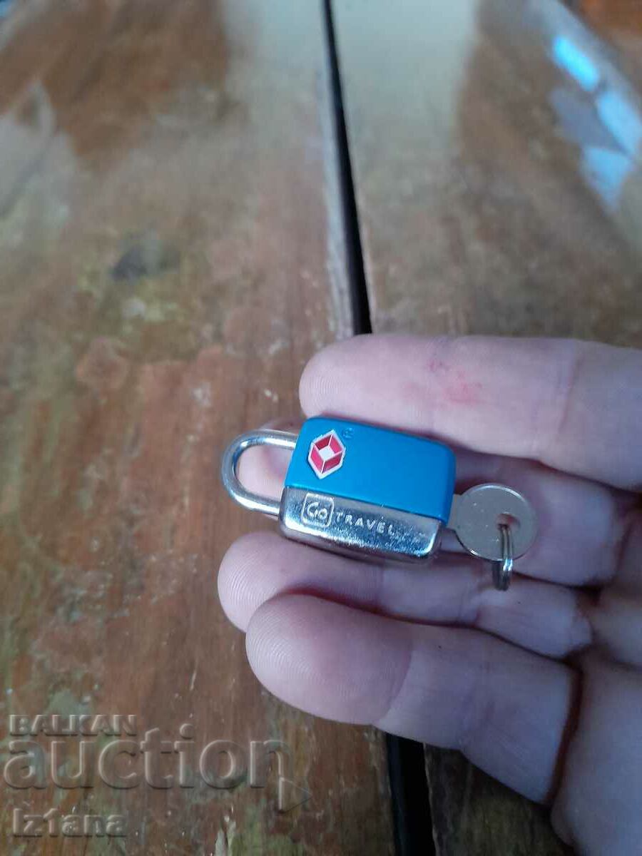 Lacăt vechi cu preț 14.00 BGN | € 7.16