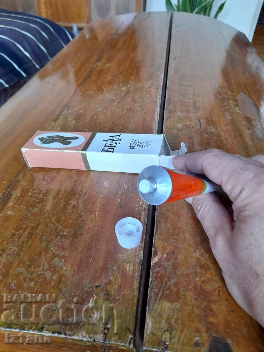 Old hand cream Bella - 6