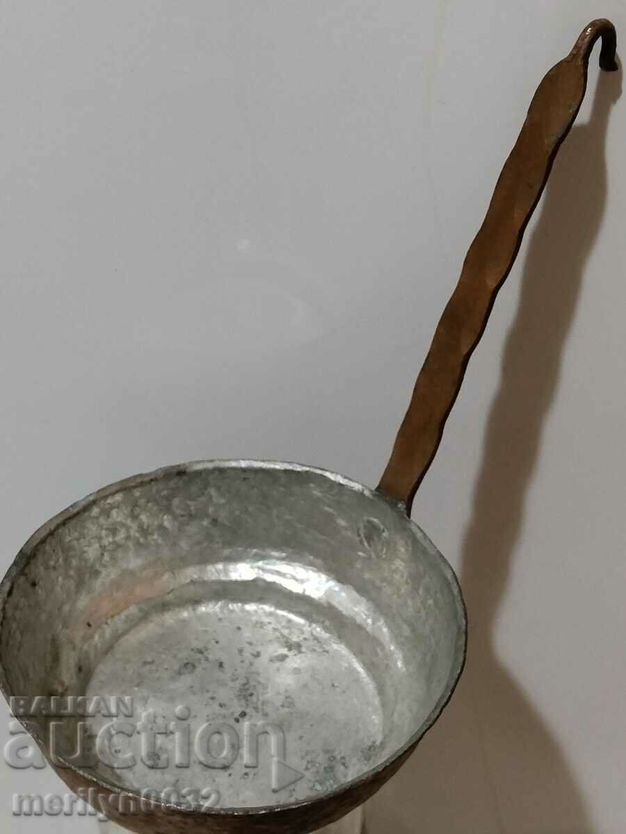 Auction Old copper ladle minion copper vessel, copper gut Auction Old copper ladle minion copper vessel, copper gut