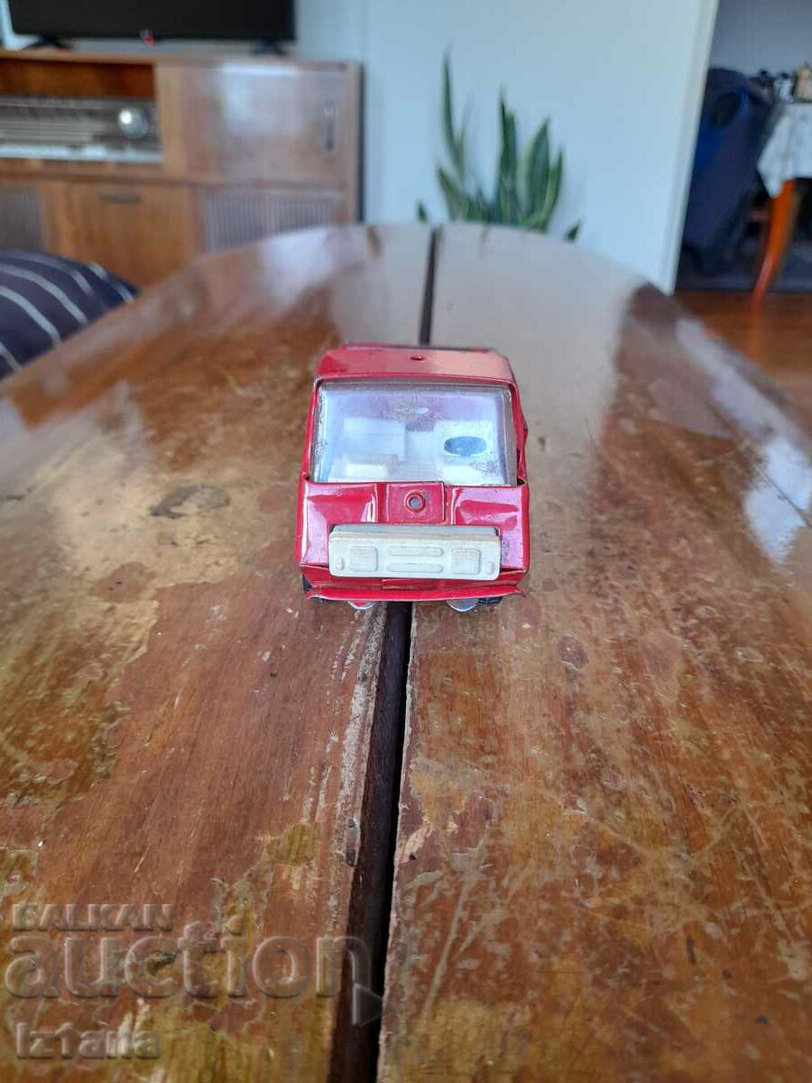 Старо камионче Микро с цена 37.00 лв. | € 18.92 Старо камионче Микро с цена 37.00 лв. | € 18.92